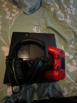 PS4 with 1000gb