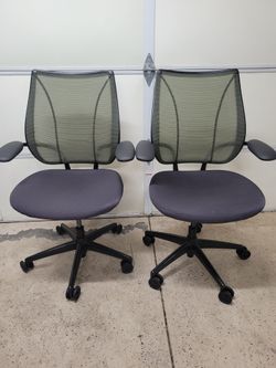 Humanscale Liberty, Retails $1350 Mesh Back Computer Desk Office Chair
