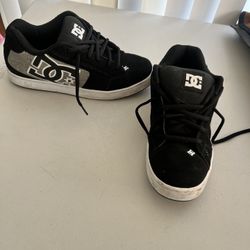 Size 12 new DC shoes