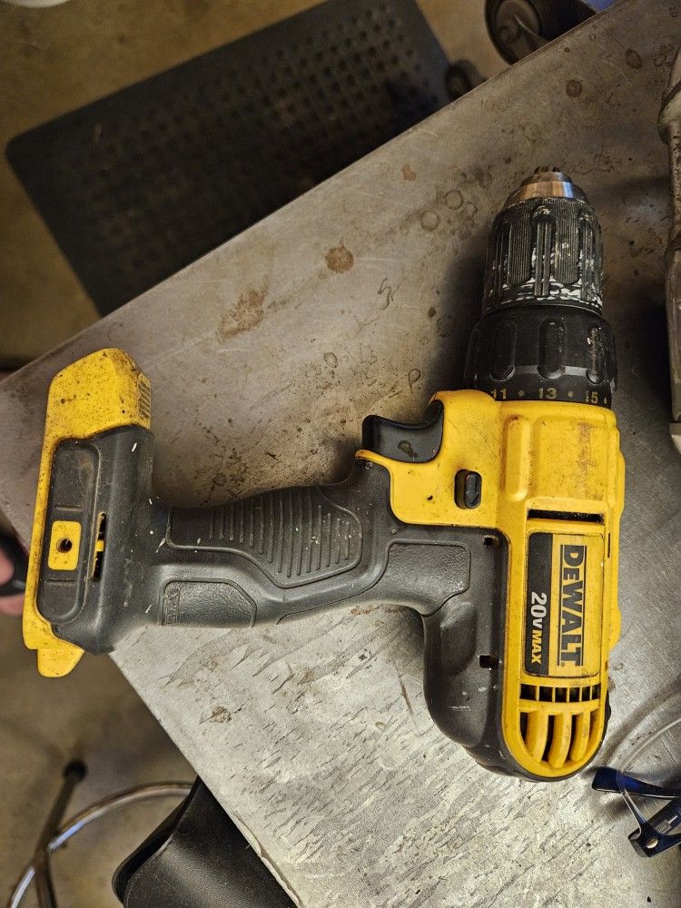 20v Dewalt Drill