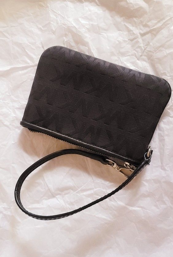 Mk Wristlet