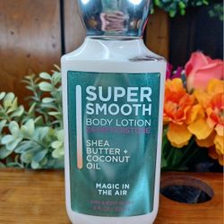 ● Bath & Body Works Super Smooth Body Lotion- Magic In The Air 