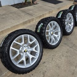 22" GM  style rims/wheels 33x12.50R22 TBB tires 