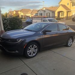 2015 Chrysler 200