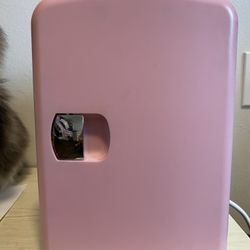 pink mini fridge 