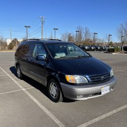 2002 Toyota Sienna