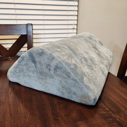 Memory Foam Elevation Support Pillow