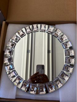 Mirror charger plates