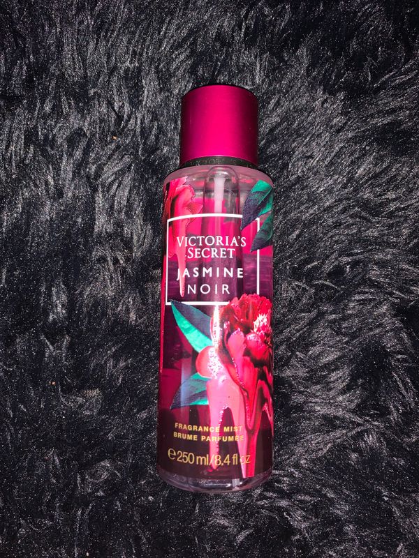 Victoria’s Secret fragrance mist (jasmine noir) for Sale in Fresno, CA ...