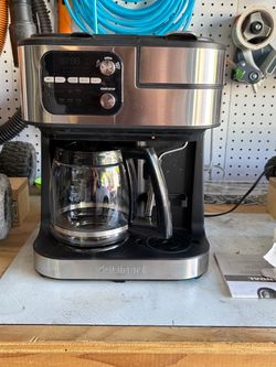 Cuisinart 2 in one coffee maker.