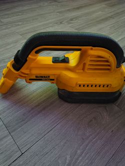 DEWALT 20-volt max. Cordless Wet/Dry Shop Vacuum (Battery Not Include