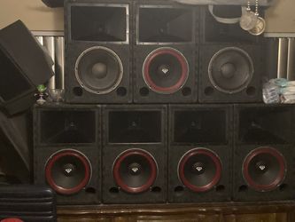 Vintage like new  cerwin Vega 12 inch speakers I