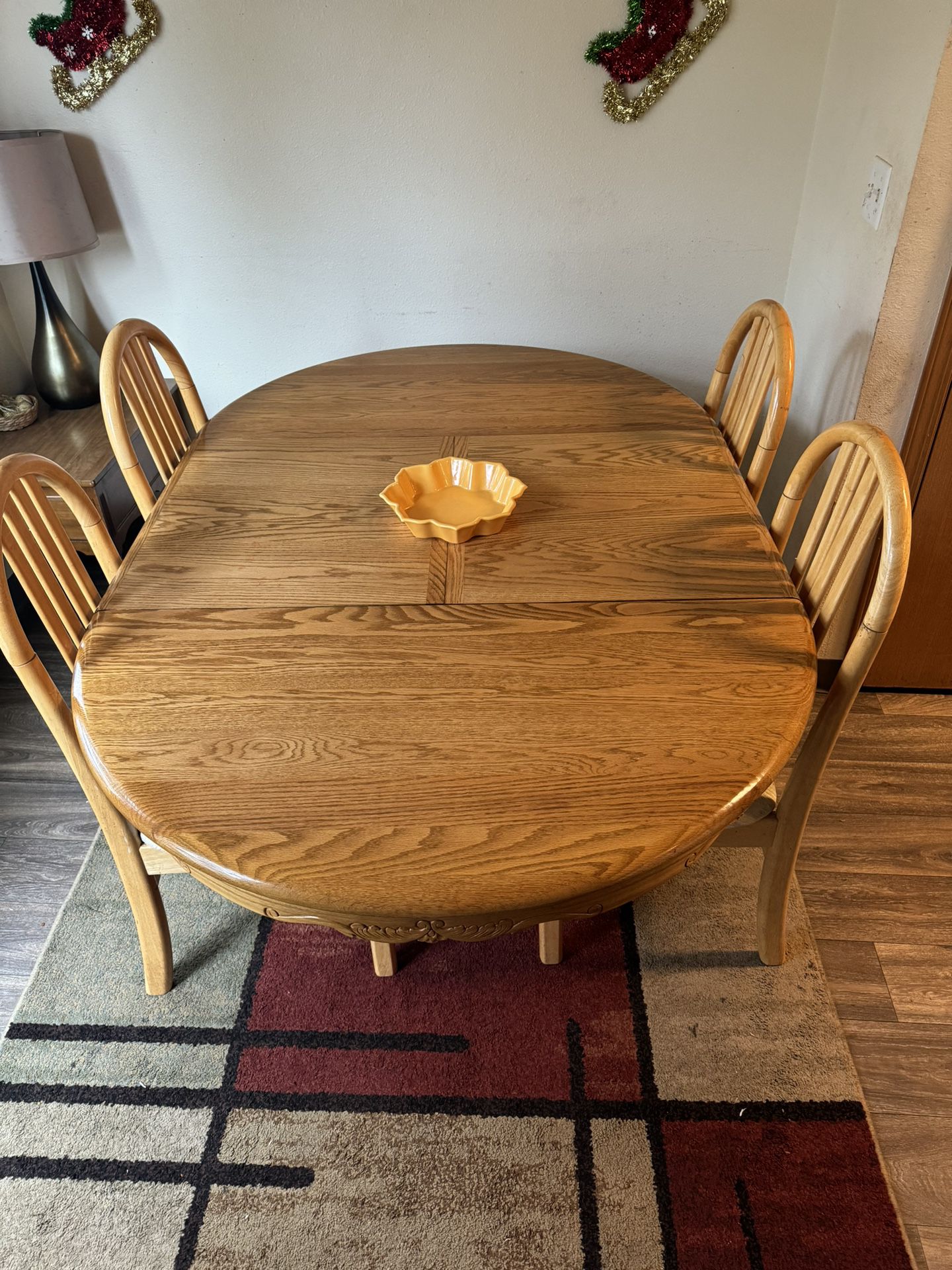 Dinning Table with chairs