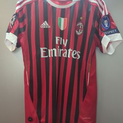 AC Milan Ibrahimovic 11/12 Home Jersey
