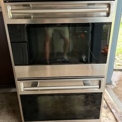 Wolf Double Wall Oven 30"