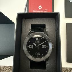 Nixon Corporal SS - All Black- New In Box