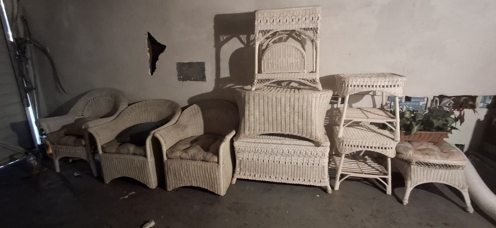 9 Piece Wicker Patio Set