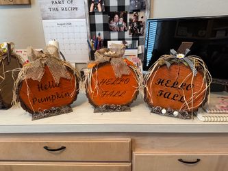 New fall Deco wood rounds
