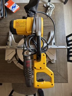 Dewalt 12” DSW716