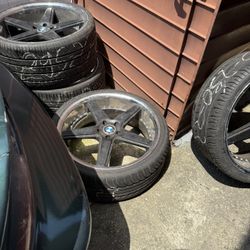 4 Rims With Tires . Size 22 Good For X5 And X6 BMW And Other Car