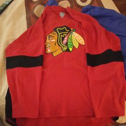 Long Sleeve Red And Black Chicago Blackhawks Sweater Large Size