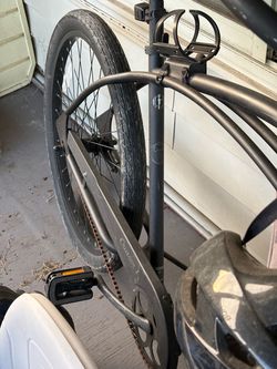 Electra cruiser bike