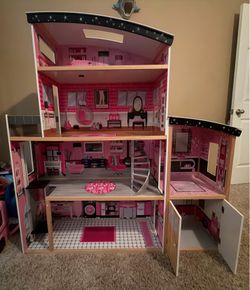 Doll House - Barbie Doll House
