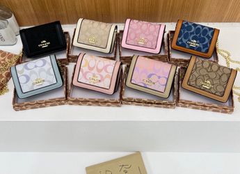 Coach mini purse / wallet