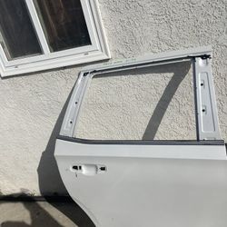 Chevy Tahoe 2021-2023 Door Shell