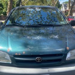 1998 Toyota Sienna