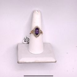14Kt Yg Diamond And Purple Stone Ring