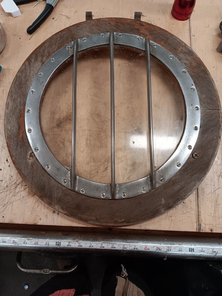 Vintage Chris Craft Round Hatch