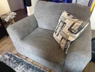 Mathis Home couuch and chair set