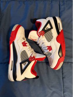 Jordan 4 fire red