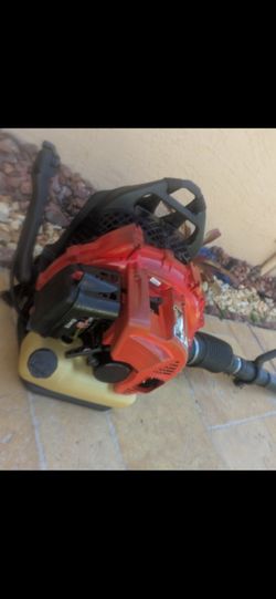 Blower/ Redmax Blower EBZ5100  Great Condition!
