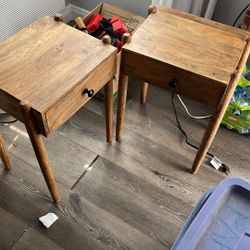 Side Tables With Charging Port