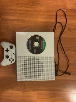 Xbox One S White 500gb + Controller + Star Wars battlefront