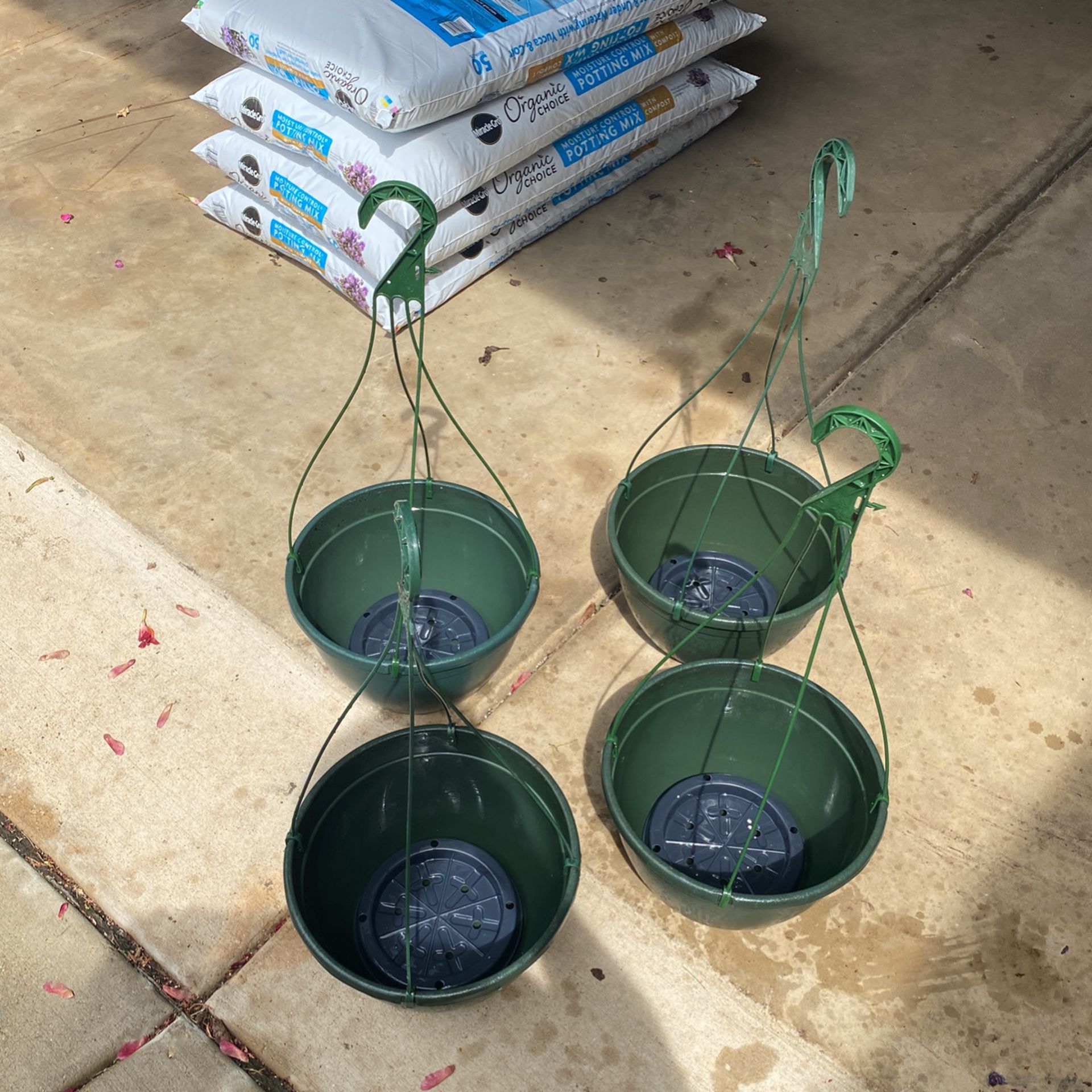 4 Green Plastic Hanging Pots 11” Wide 7” Deep