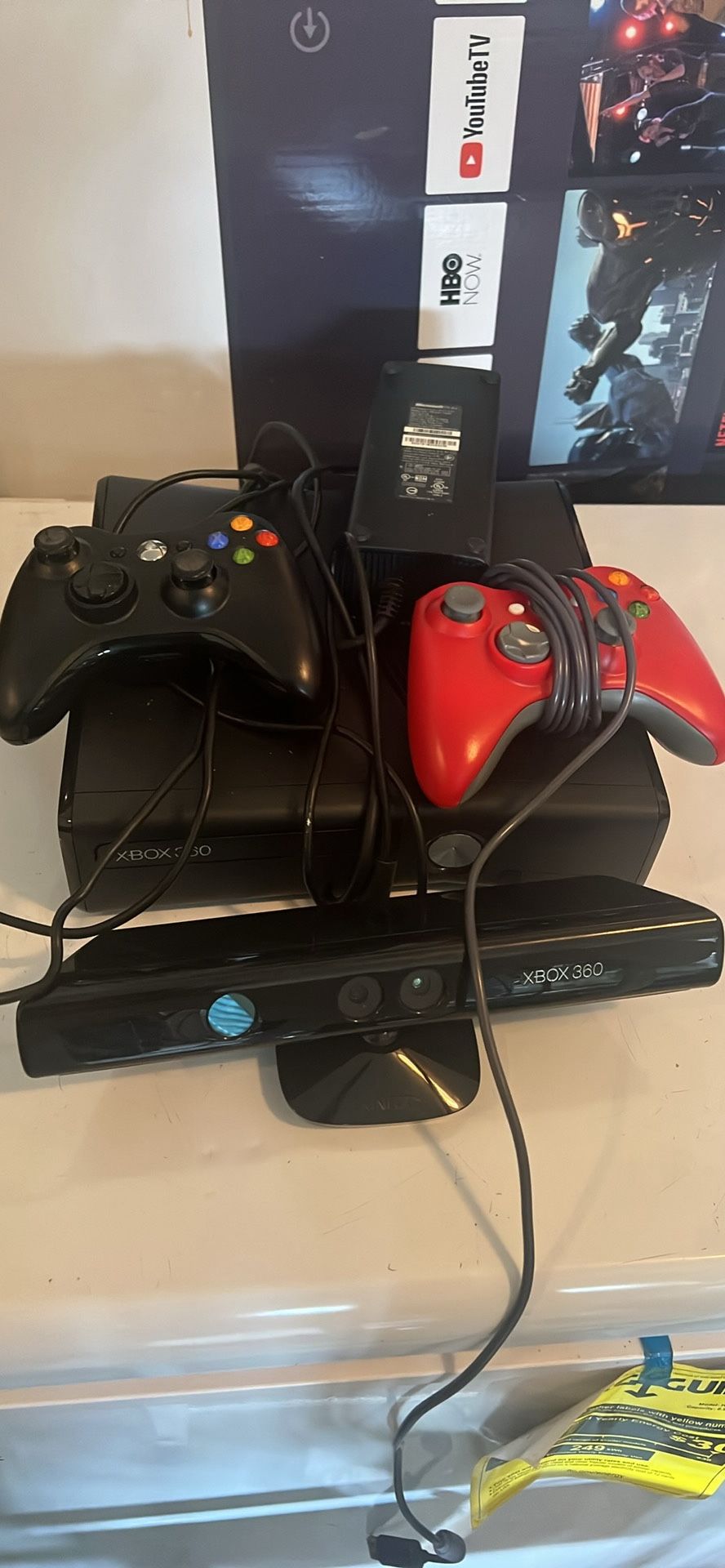 Xbox 360 W/2 Controls