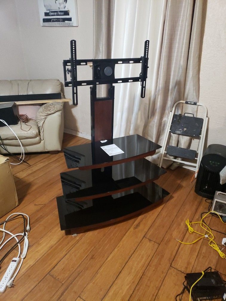 Tv Stand With Glass Shelves