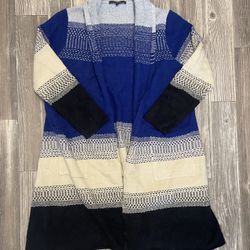 Size XL max studio long cardigan 71% acrylic 25% nylon  4% spandex   