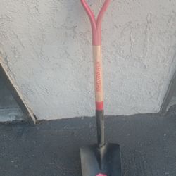 Razorback Shovel 30"
