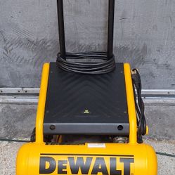 DEWALT AIR COMPRESSOR D55154