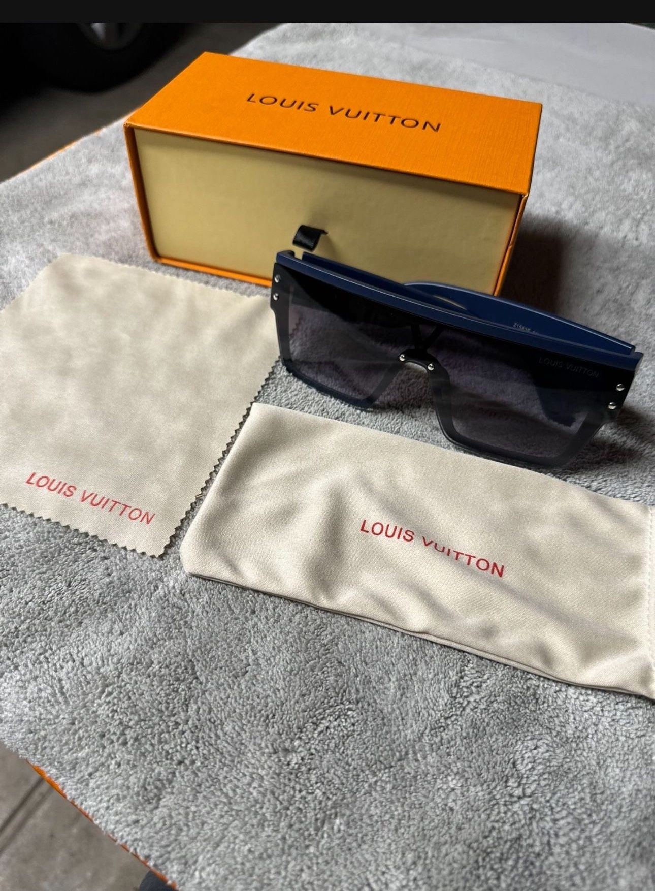 LV Shades 