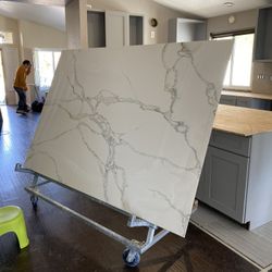 Kitchen Cabinets And Countertop 