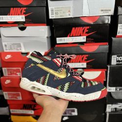 Air Tech Challenge 3 QS Christmas size 13 USED But Clean