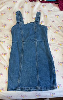 Girl denim dress (size 6)