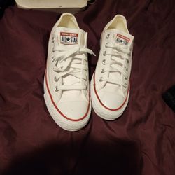 Brand New  converse  Womens size 8½