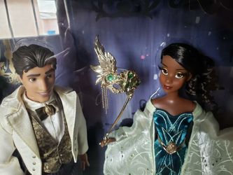 Disney LE 2019 Exclusive Tiana & Naveen 