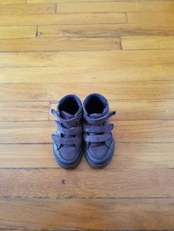 Toddler boy shoes size 6